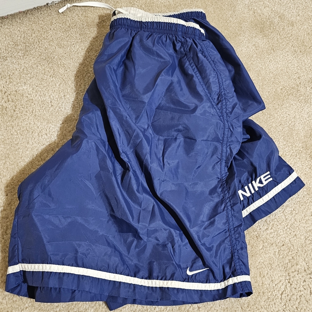Vtg Y2K Nike Swim Trunks Men’s XL Navy Blue Spellout Logo Mesh Lined Pockets